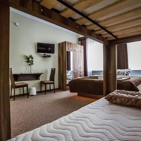 Luxury Air-Conditioned Family Apartment Spitalska Old Town Братислава Экстерьер фото