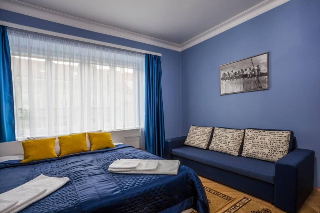Luxury Air-Conditioned Family Apartment Spitalska Old Town Братислава Экстерьер фото
