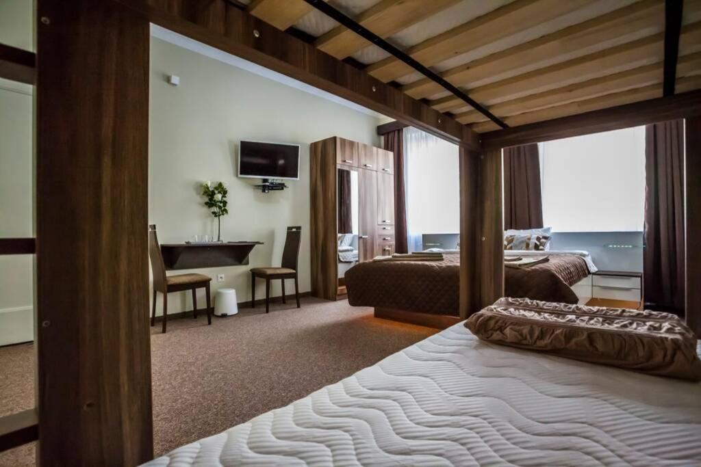 Luxury Air-Conditioned Family Apartment Spitalska Old Town Братислава Экстерьер фото