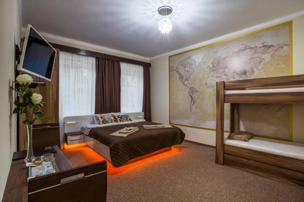 Luxury Air-Conditioned Family Apartment Spitalska Old Town Братислава Экстерьер фото